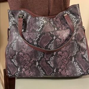 New all leather Vince Camuto Purple and Black Snakeskin Shoulder Bag